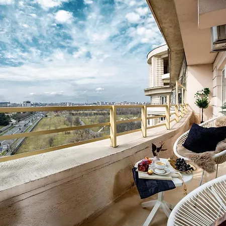 Qult - Monarch Διαμέρισμα